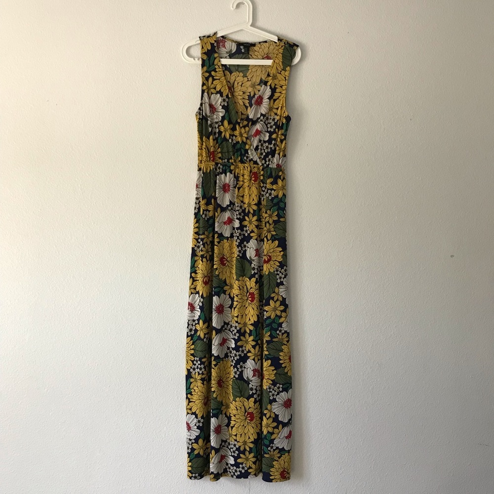 Floral Maxi Dress Size Medium